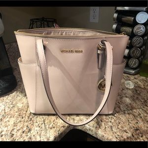Michael Kors Jet Set Large Toe Bag